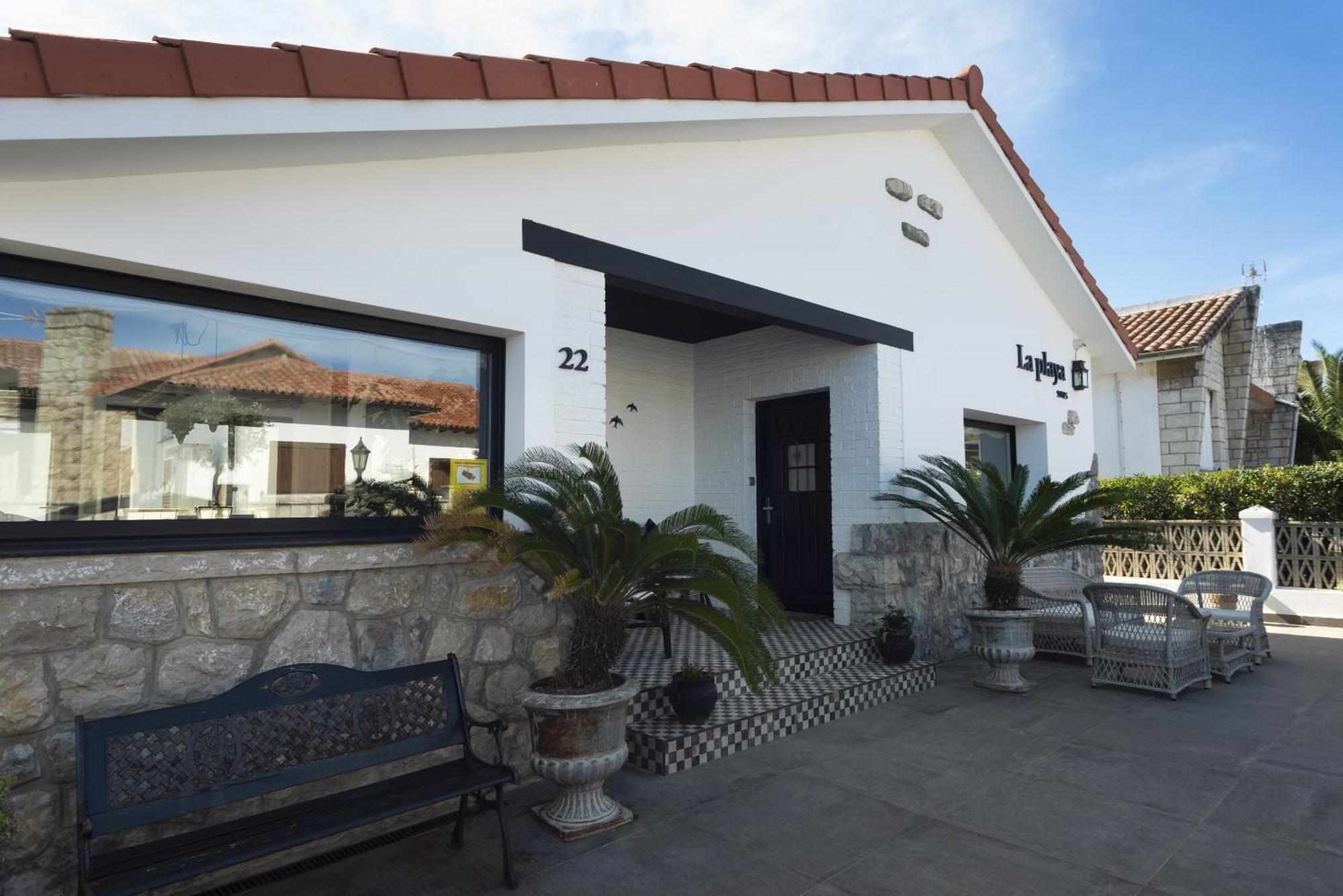 La Playa Suites Suances Esterno foto